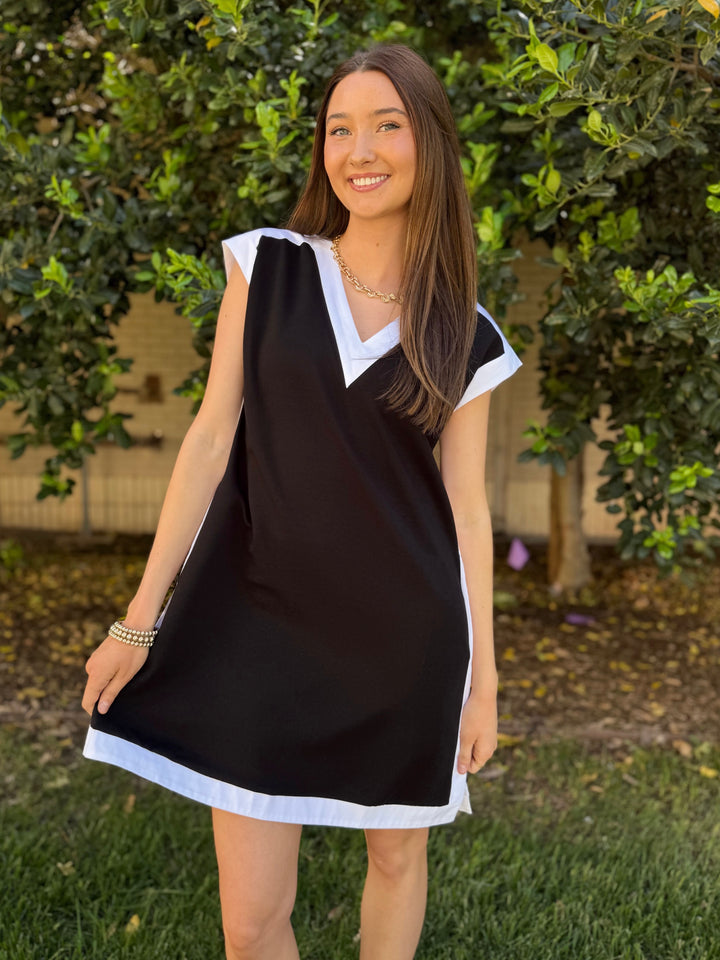Black & White Social Charm Dress