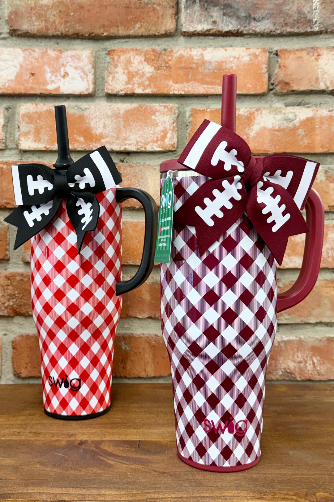 Swig Game Day Gingham 40 oz Mega Mug