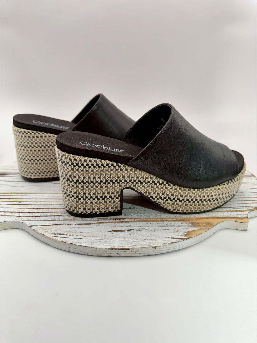 Totally Buggin Black Wedge
