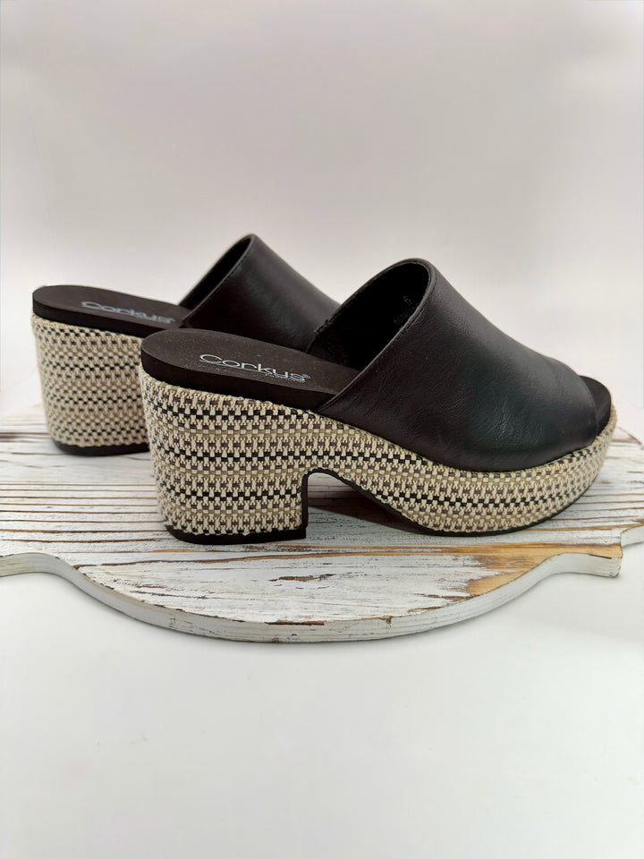 Totally Buggin Black Wedge