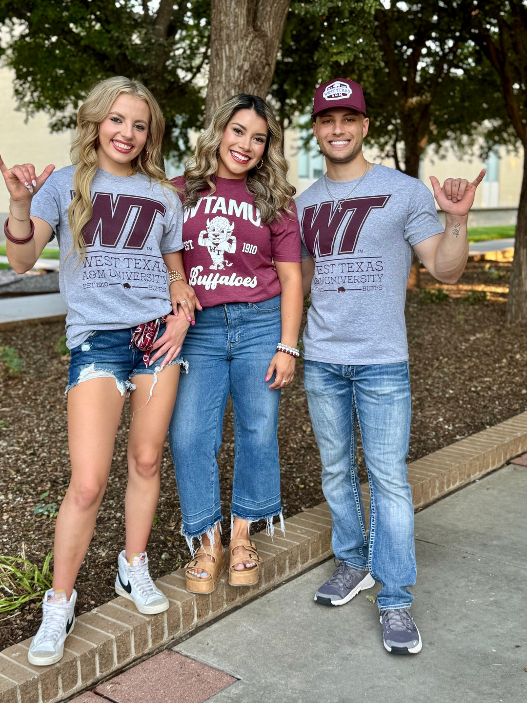 WT Heritage Grey Graphic Tee