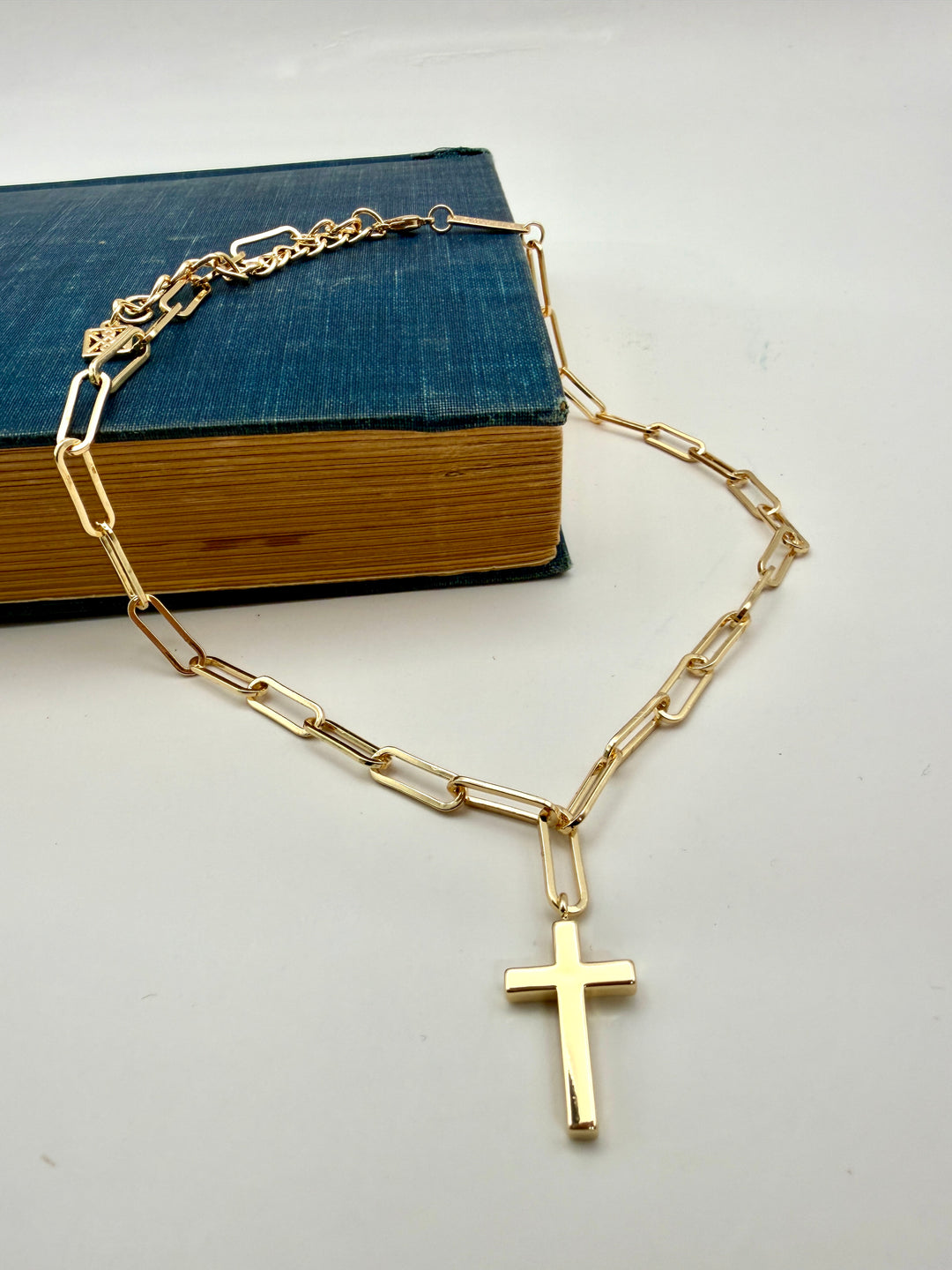 Mara Gold Cross Necklace