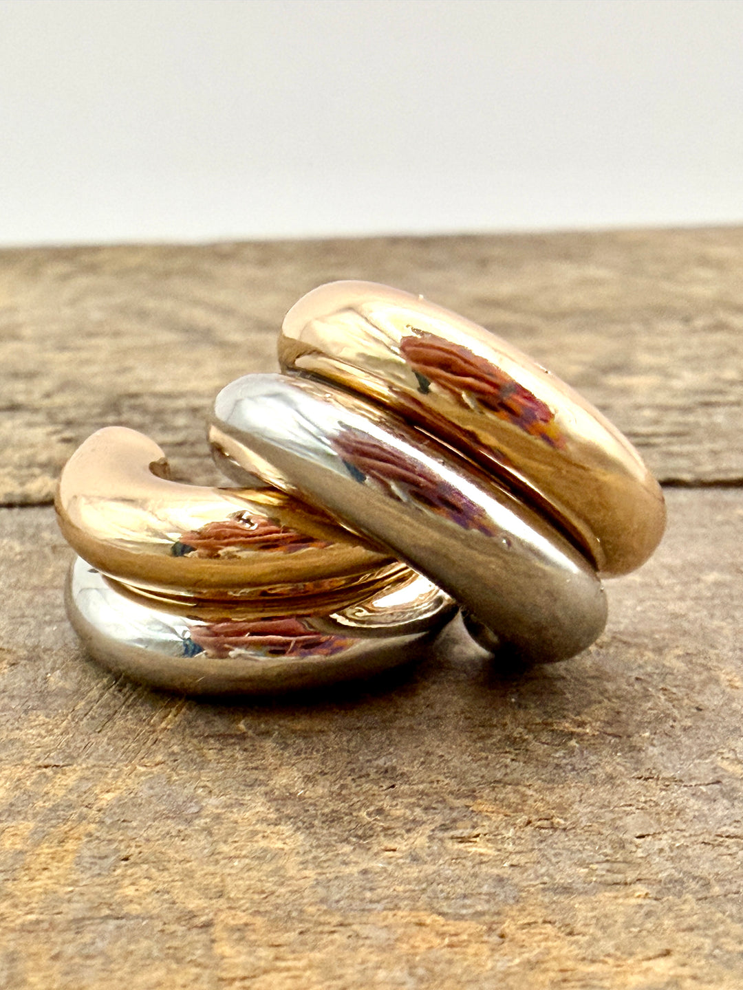 Jilly Two Tone Hoops