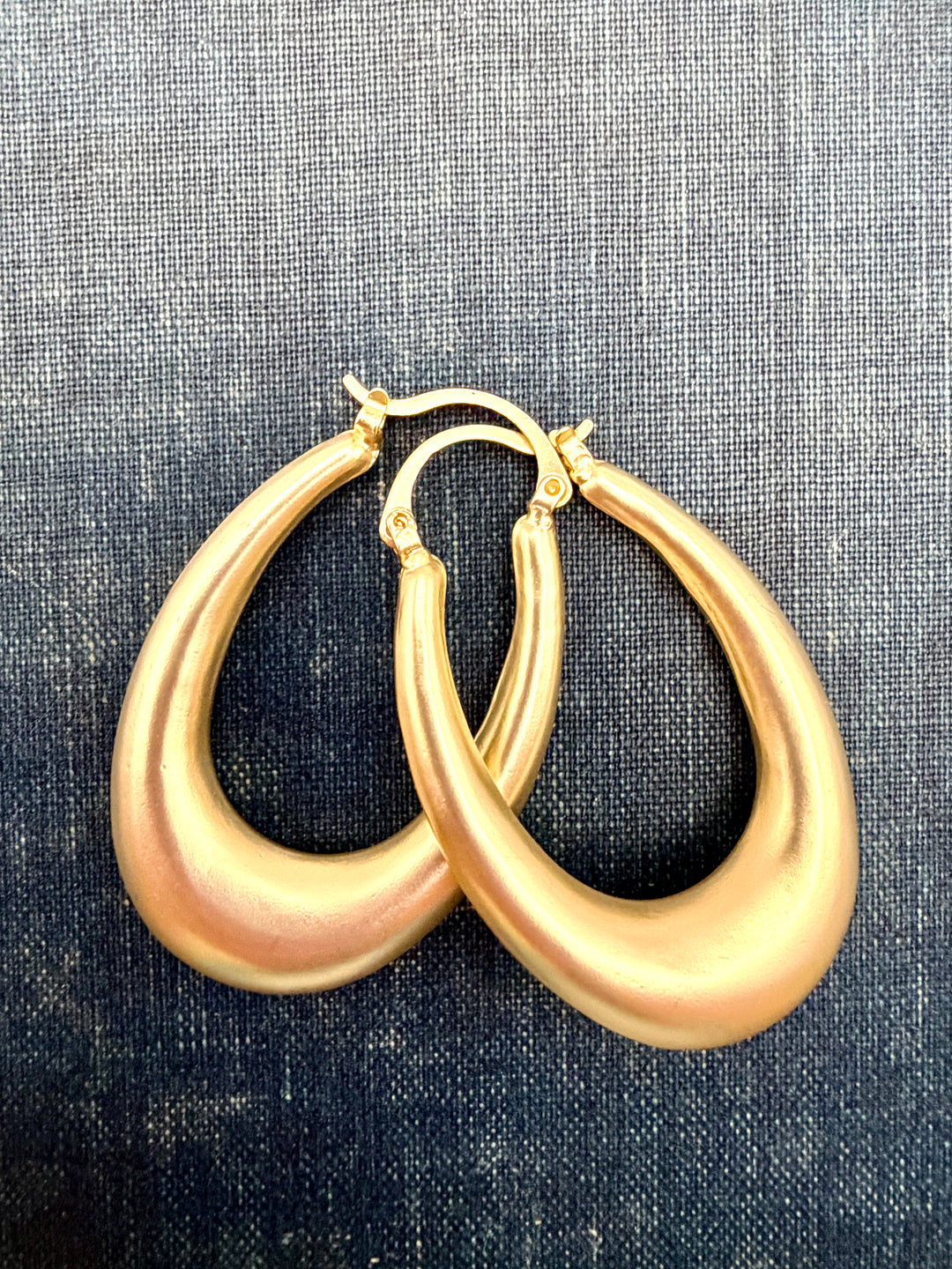 Golden Hour Oval Hoop Earrings
