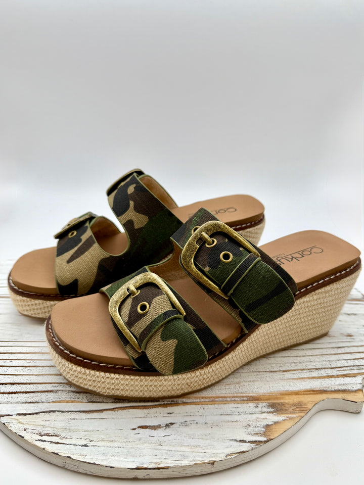 Manifest Camo Wedge by Corkys