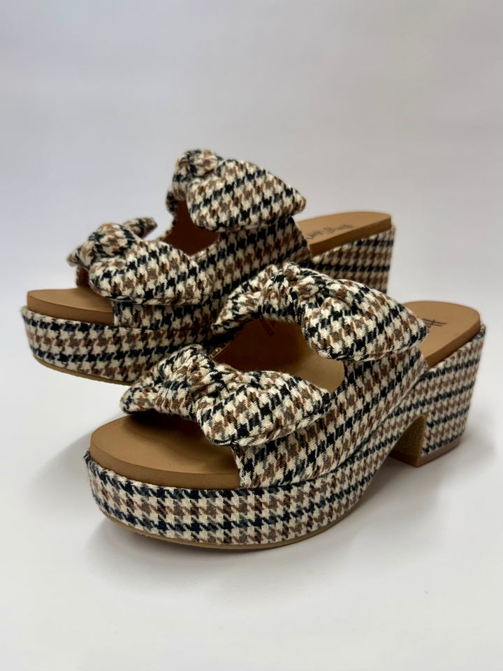 Put A Bow On It by Corkys