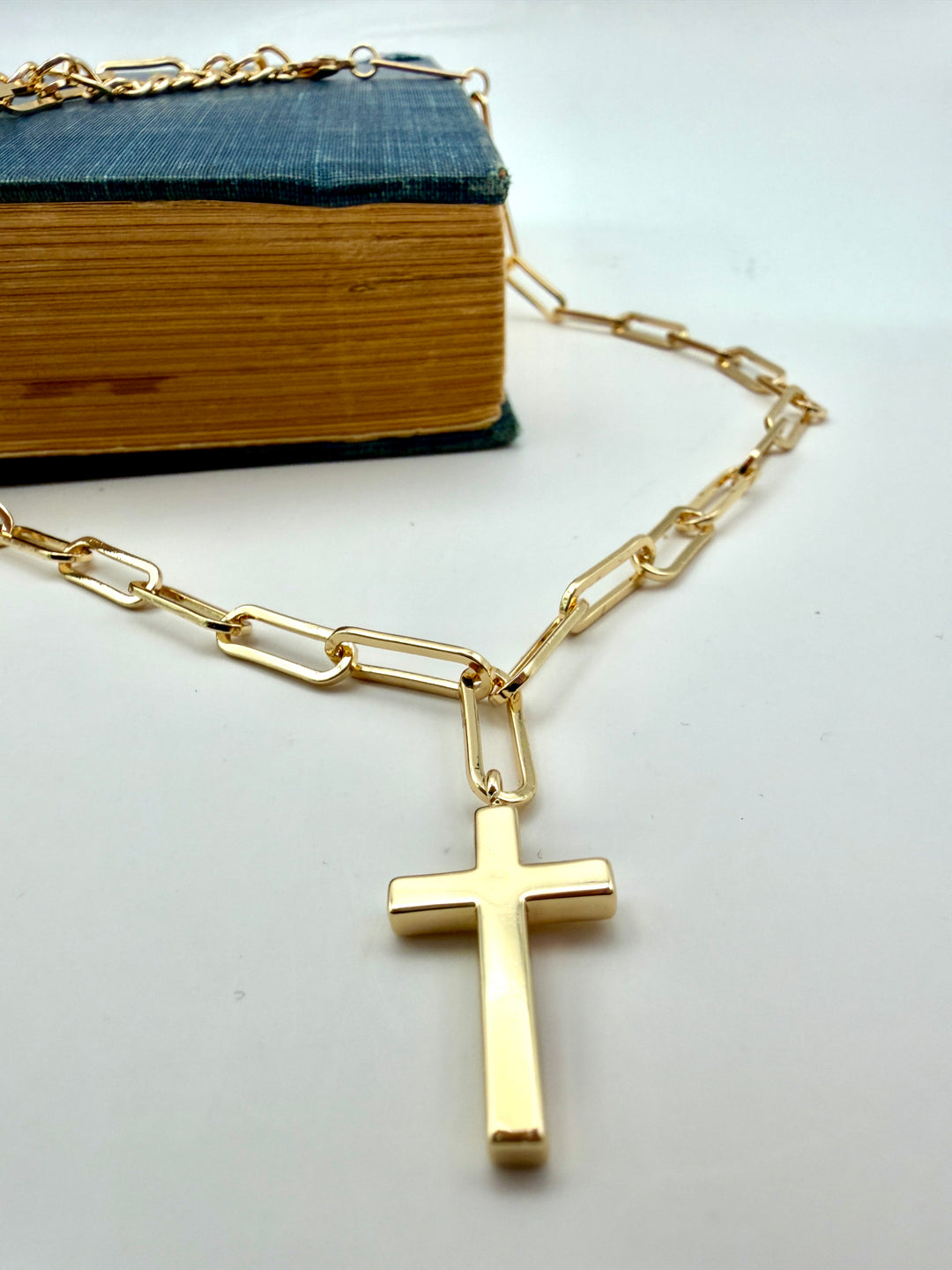 Mara Gold Cross Necklace
