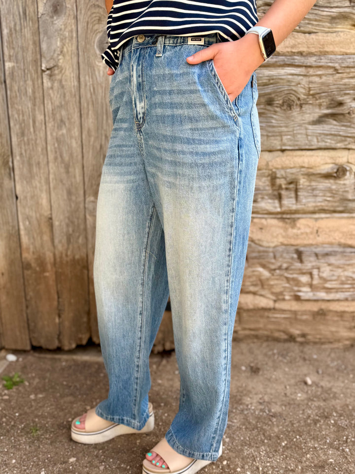Sadie High Rise Featherweight Baggy Jeans by Judy Blue