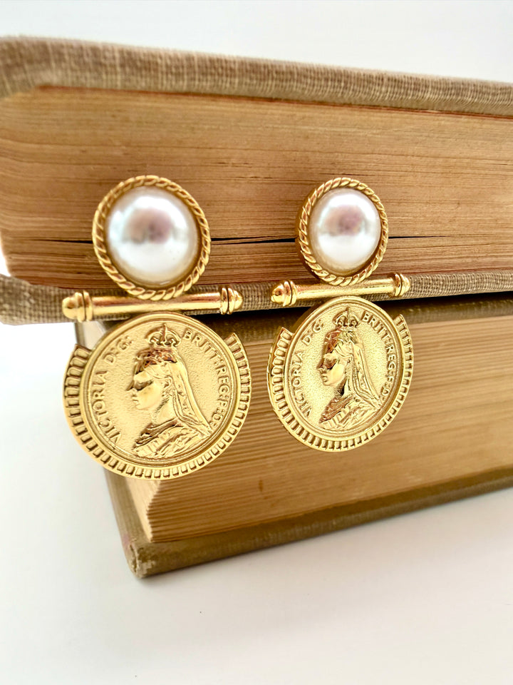 Macy Coin & Pearl Earrings by Chansuttpearls