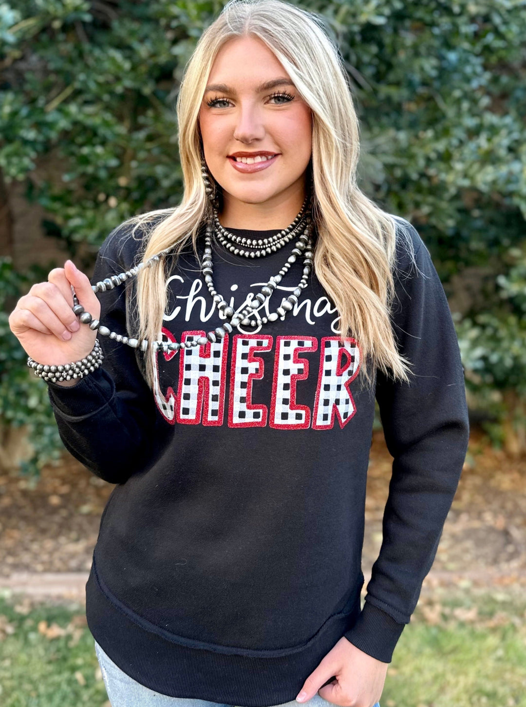 Christmas Cheer Graphic Sweatshirt