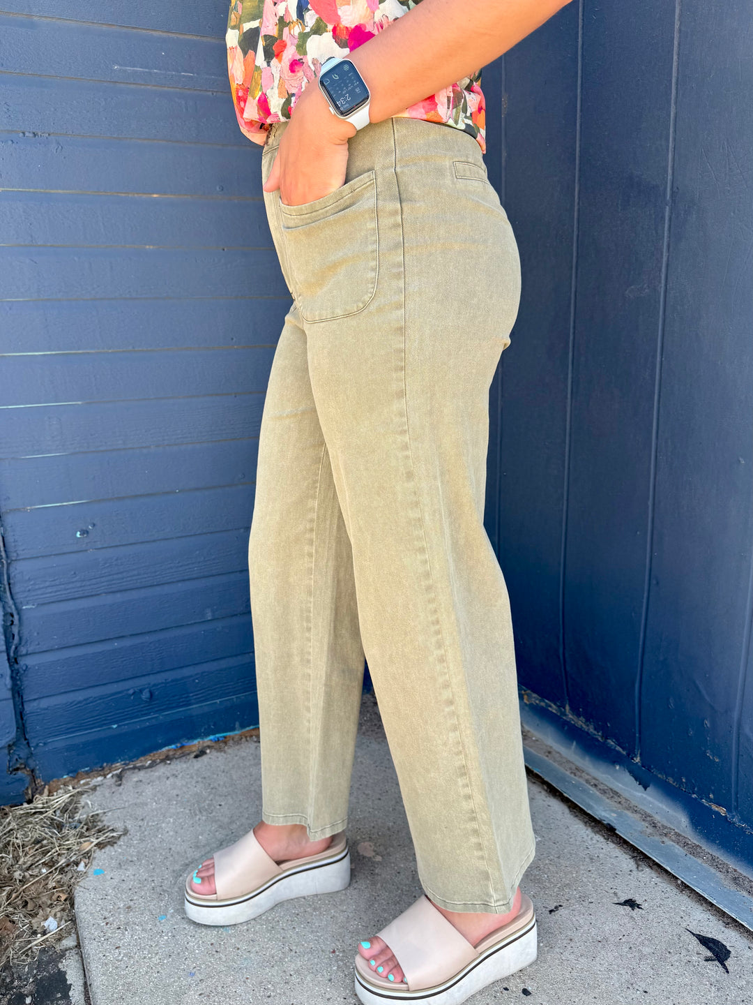 Shelby Wide Leg Cropped Olive Jean