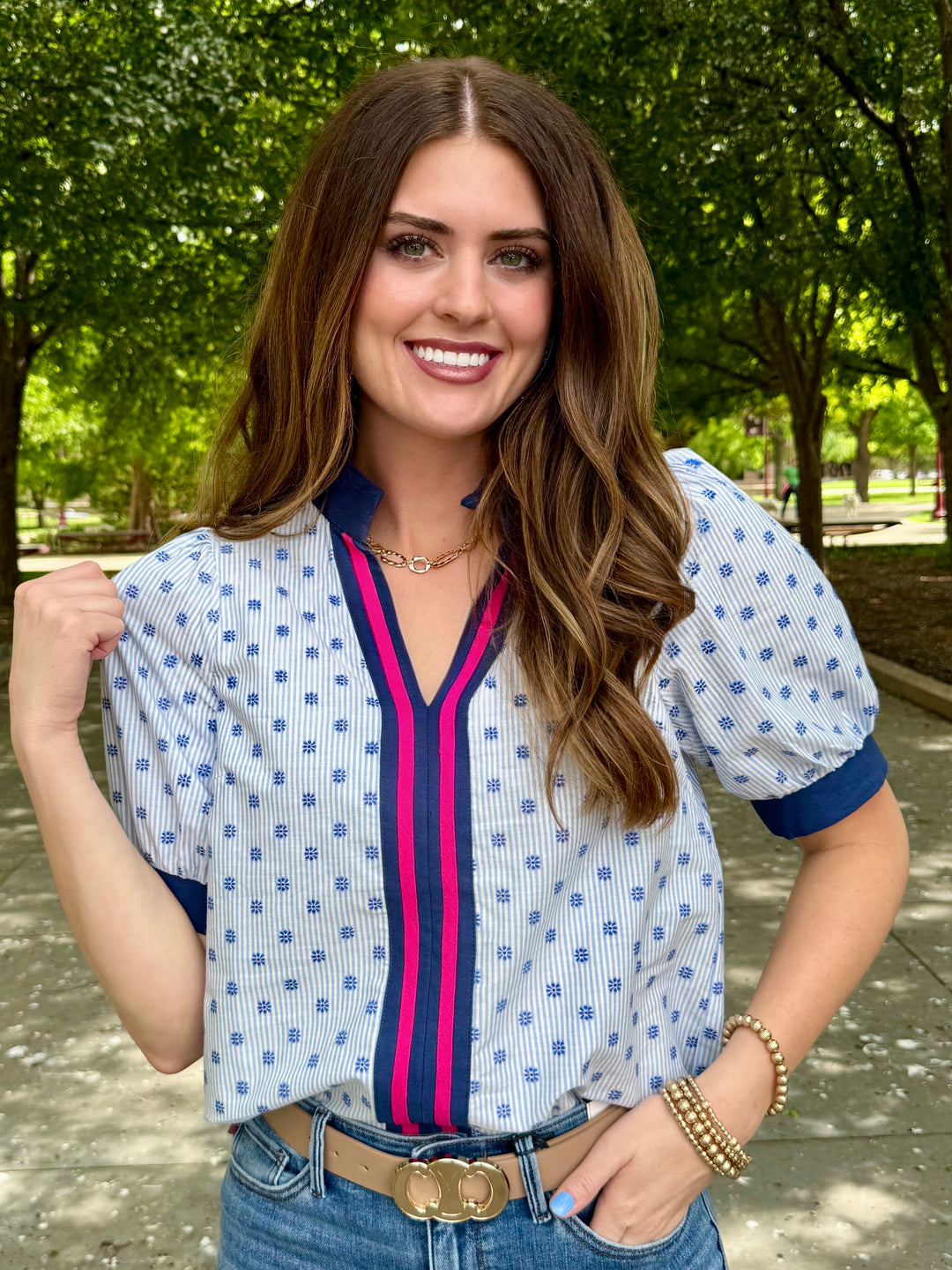 Daisy Details V-Neck Blouse