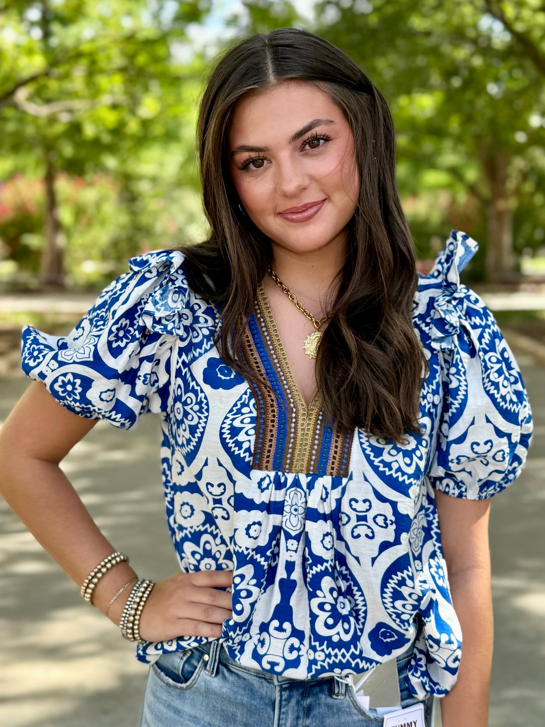 Color Threads V-Neck Blue Top