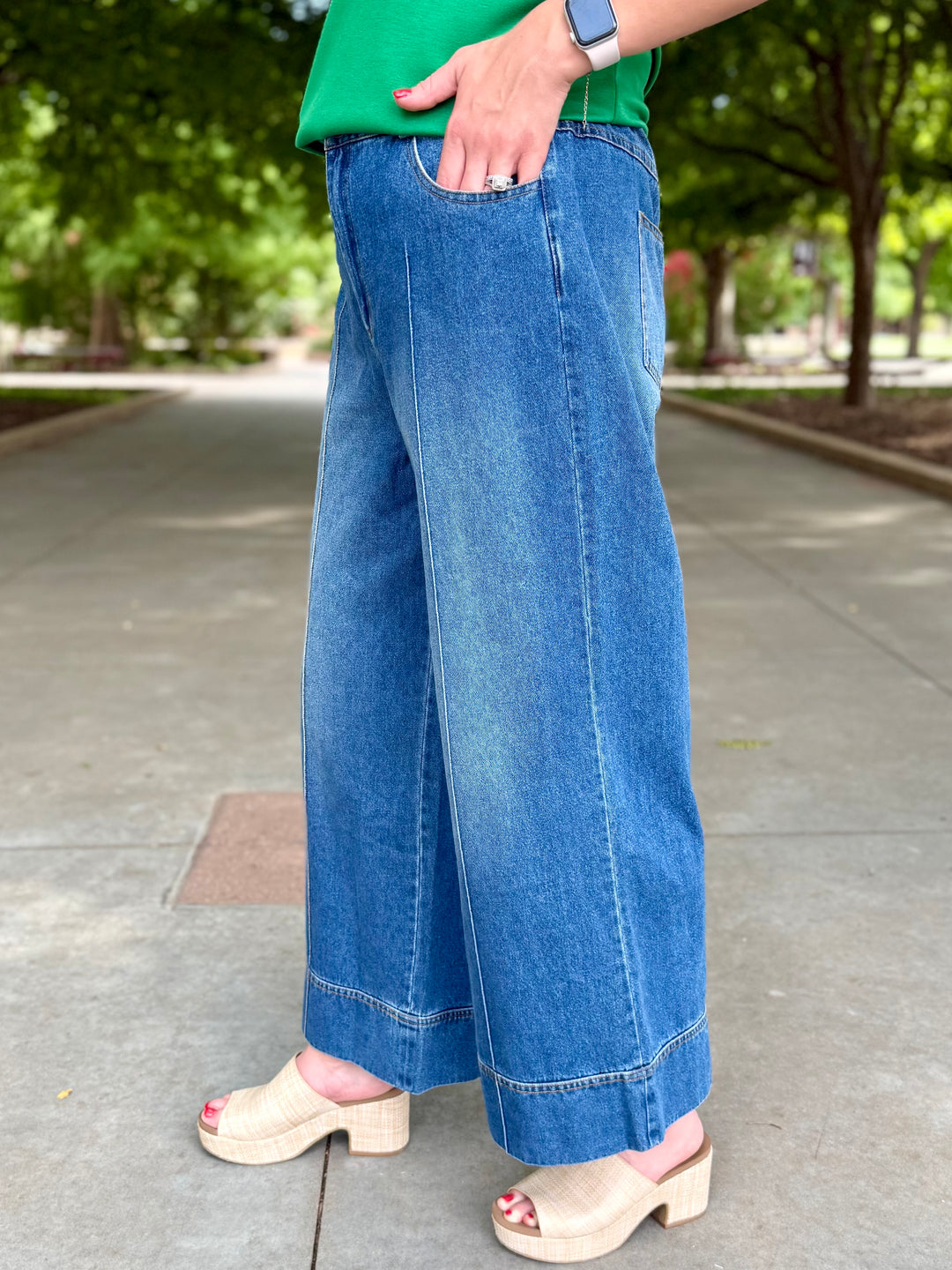 Ellis Wide Leg Front Seam Pant