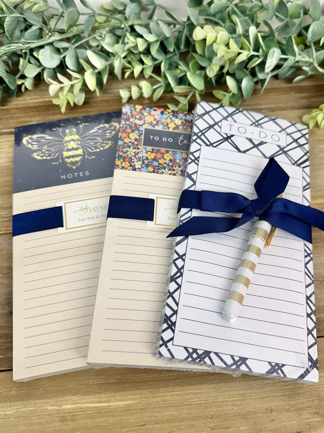 Magnetic List Pad with Pen by Lady Jayne